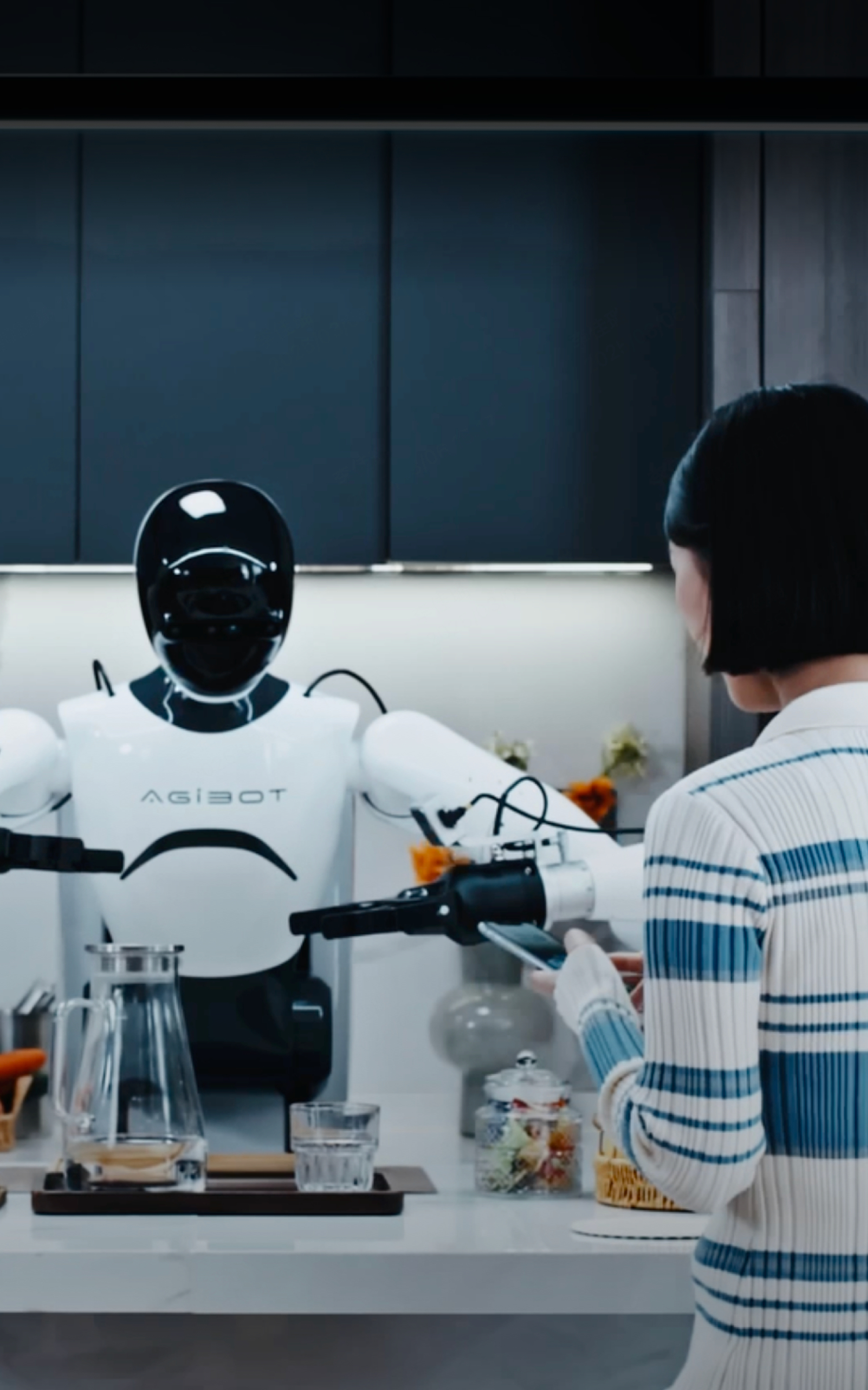 行业首款！710公海线路检测中心发布具身智能一站式开发平台Genie Studio